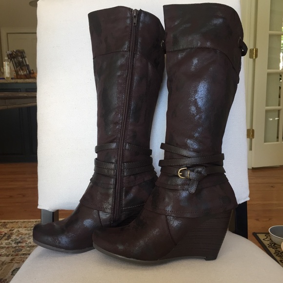 baretraps wedge boots